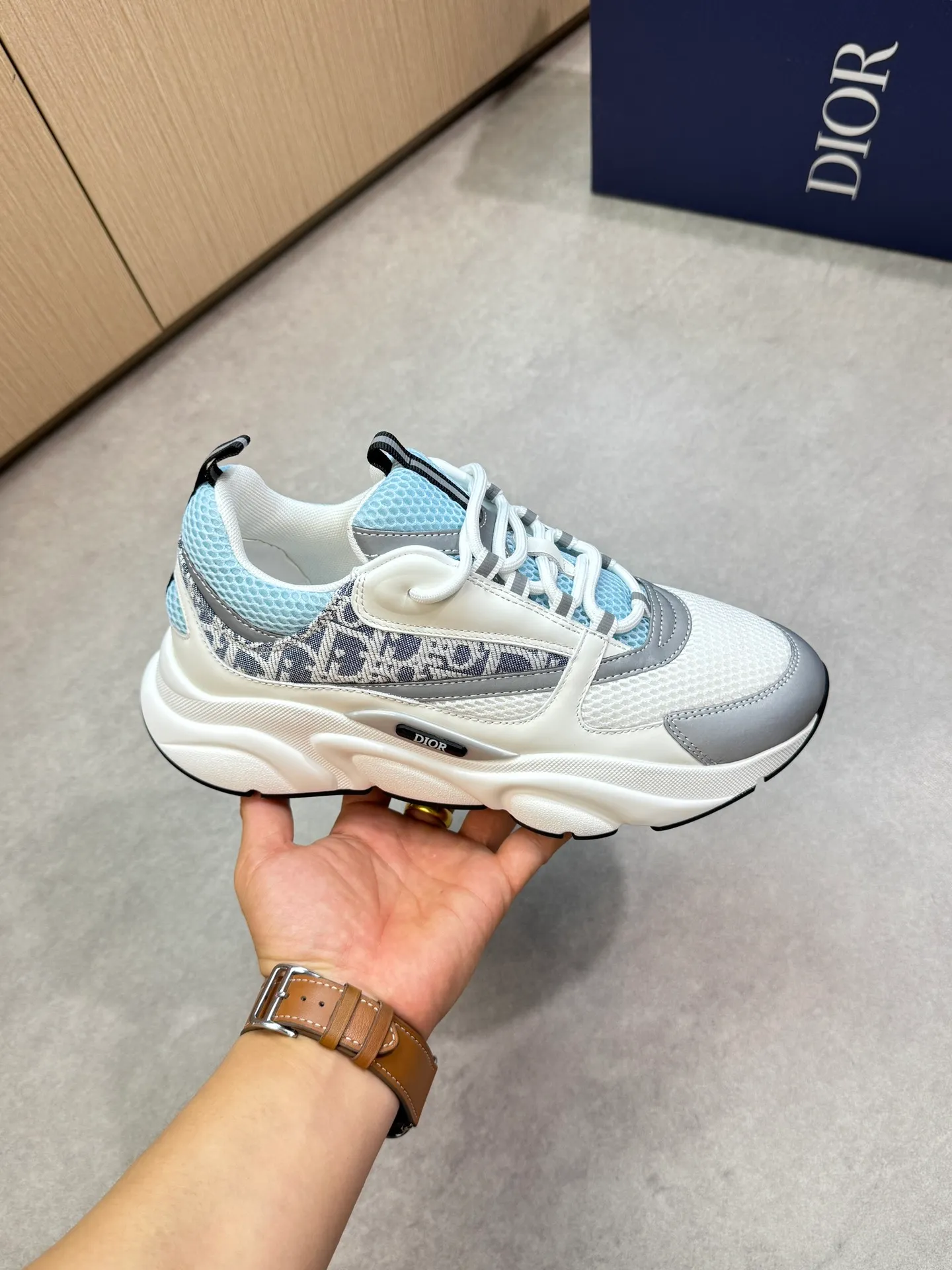 Factory price: 460💰[Dior] Dior - high-end quality original order 🔍🔍🔍 casual sports shoes - upper: 🔝 stone pattern calfskin, high silk mesh canvas, brand totem cloth, tongue and heel; reflective brand webbing - lining: brand canvas - original: ultra-light T men's shoes 💰U foam rubber; two-color molded outsole -Ultra-high quality control·Fine workmanship: highlighted (high-end·nobility·grade) -Size: 39-44 (38, 45, 46, 47, can be customized)·D9285
